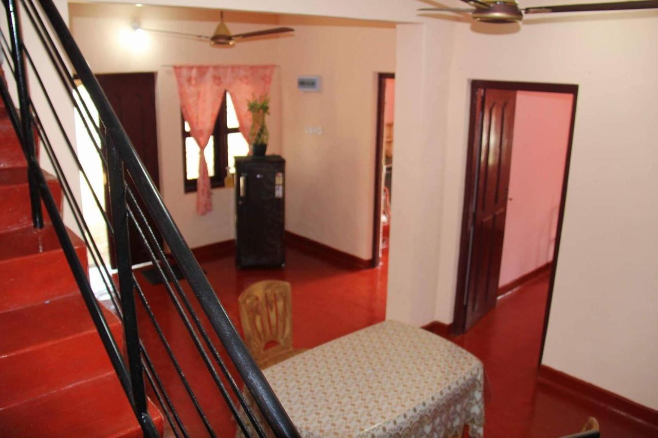 Batti Relax Point Villa & Rooms バッティカロア エクステリア 写真